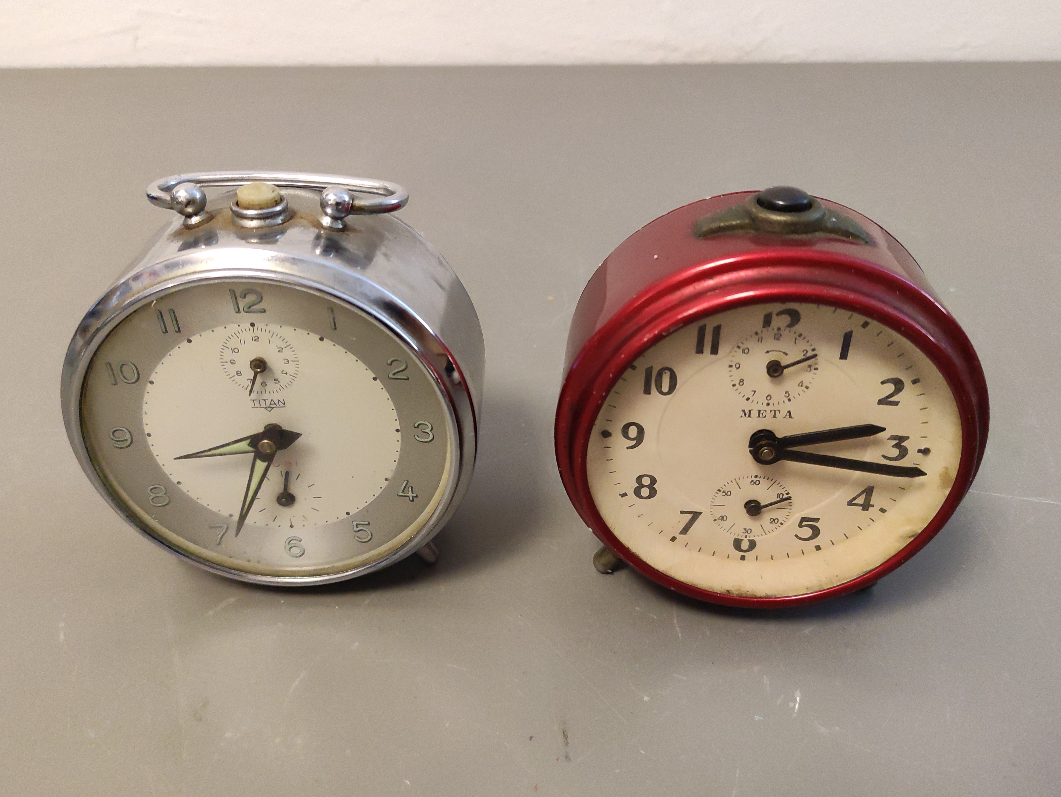 reloj despertador sobremesa metal cristal alt 10-10.5 1u